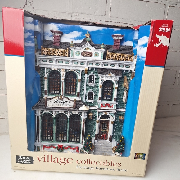 Vtg NIB LEMAX Heritage Furniture Store Essex Street Lighted Christmas Village